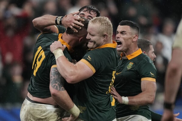 South Africa pulls off great escape to beat England and make Rugby
